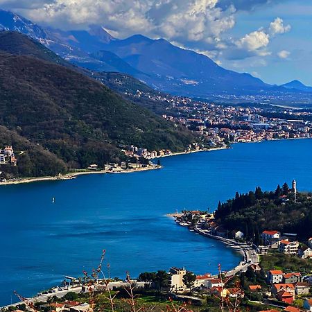 Apartment Sova Tivat Eksteriør billede