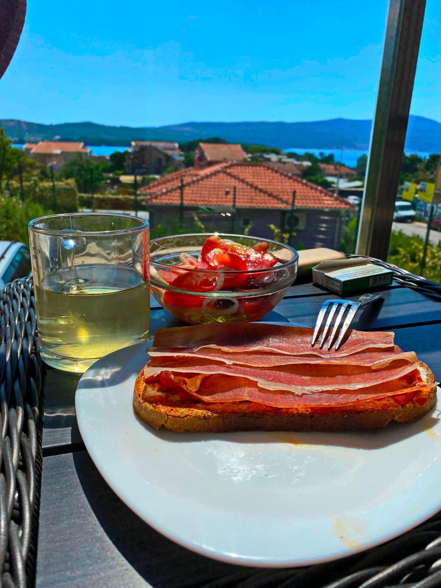 Apartment Sova Tivat Eksteriør billede