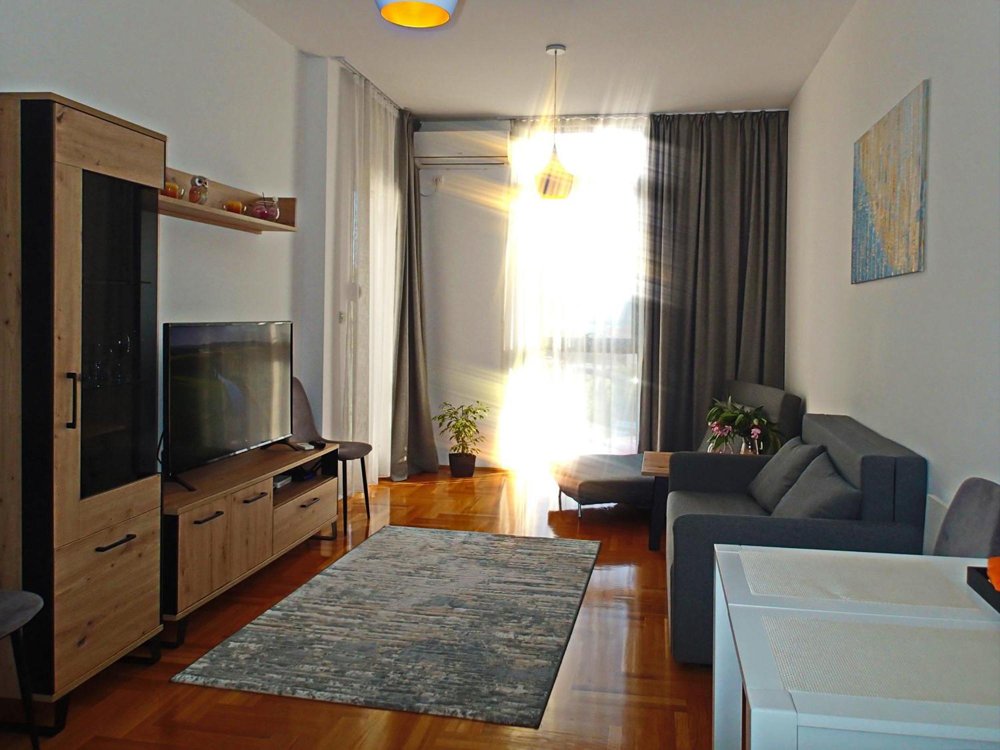 Apartment Sova Tivat Eksteriør billede